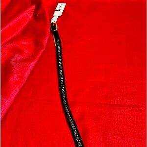 💕 Nine West Genuine Black Leather Woman’s Belt With Metal Hardware “NWT”💕